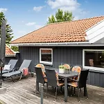 Irlin - 850m From The Sea By Interhome 펜션