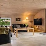 펜션 Irlin - 850m From The Sea By Interhome