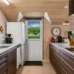 Irlin - 850m From The Sea By Interhome * 하일스