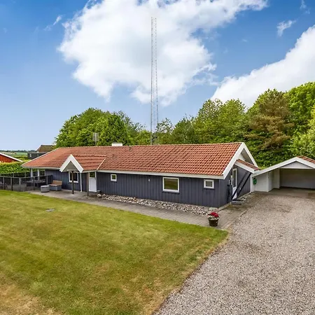 Irlin - 850m From The Sea By Interhome Hejls