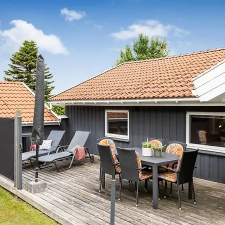 Irlin - 850m From The Sea By Interhome Hejls