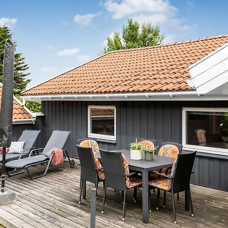 Irlin - 850m From The Sea By Interhome * Hejls