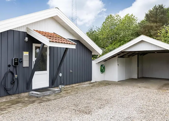 Irlin - 850m From The Sea By Interhome